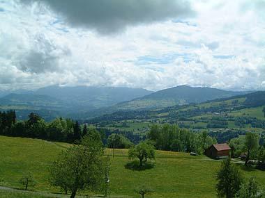 Blick von Langen bei Bregenz in den Vorderwald